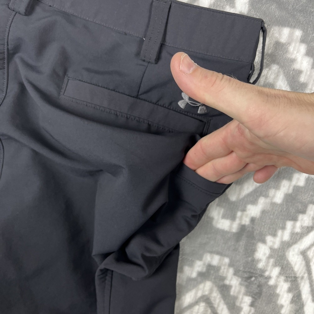 Under Armour Leaderboard Golf Shorts Mens 36 Black Lightweight Stretch Causal - Picture 8 of 10